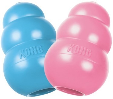 KONG Puppy игрушка для щенков классик S 7x4 см маленькая цвета в ассортименте: розовый, голубой Игрушка-головоломка для добывания вкусняшек! 